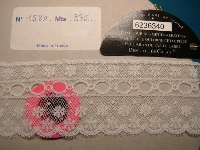 画像1: 【1点限り】2ｍ！幅4.2cmリボン通しフランス製リバーレース　オフホワイト