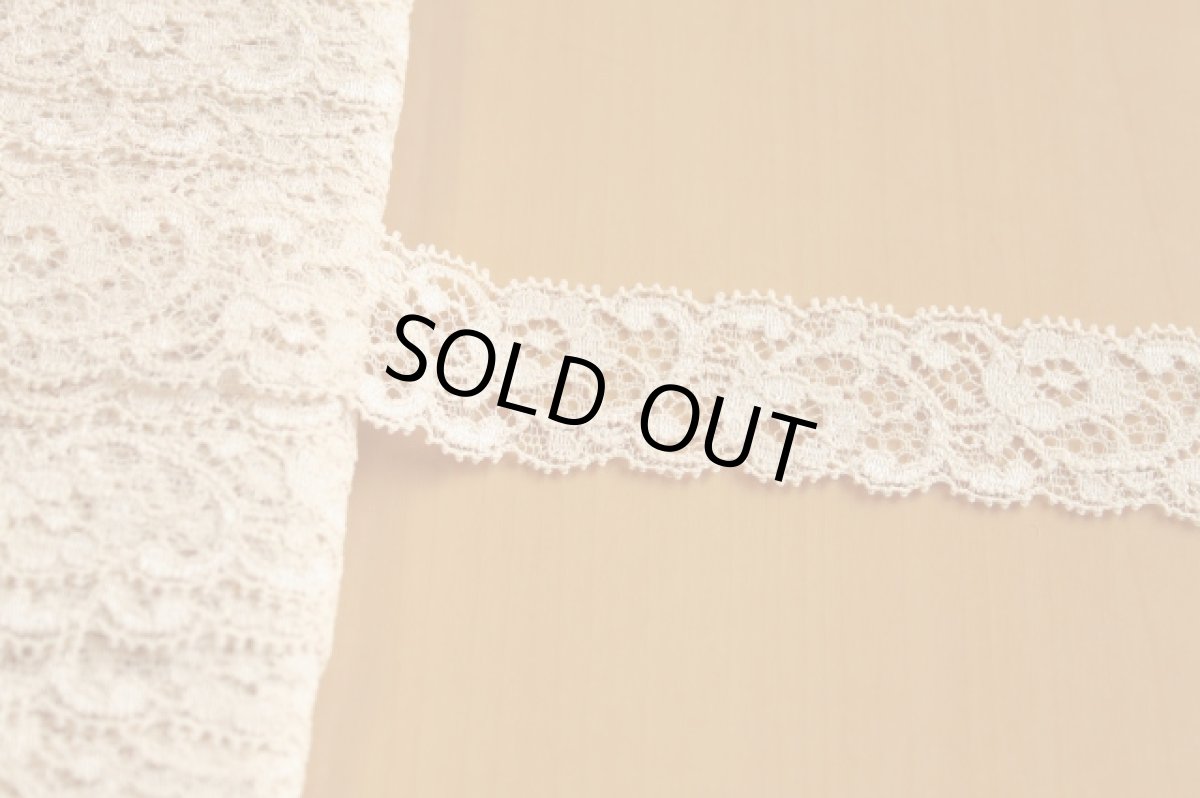 画像3: リバーストレッチレース　ベージュ　幅2.９cm薔薇柄　5ｍ！ (3)