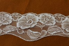 画像2: １０ｍ!幅9.6cm美しい花柄ラッセルレース　オフホワイト　ウエディングベールに (2)