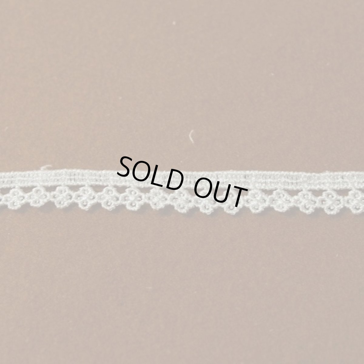 画像1: 【日本製】3ｍ巻！幅1.2cm小花柄ケミカルレース　オフホワイト (1)