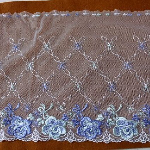 レースのお店 ななか ☆幅23.2cm美しい薔薇柄チュールレース ブルー
