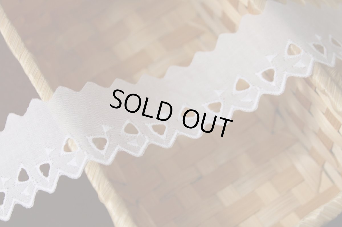 画像3: ３ｍ巻！幅3.8cm可愛い三角形柄綿レース　ホワイト　日本製 (3)