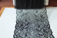 画像4: 【1m60円】反売りラッセルレース　黒　日本製　幅16.6cm薔薇柄　59m (4)
