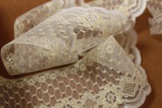 画像5: ラッセルレース　金ラメ／ゴールド　５ｍ！幅6.7cm花柄日本製 (5)