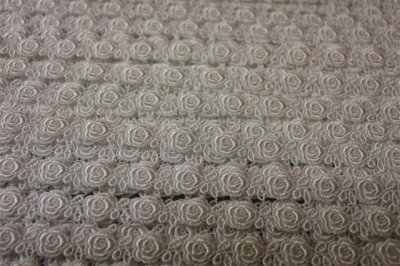 画像3: 3ｍ！幅1.3cm薔薇柄ケミカルレース　オフホワイト　日本製