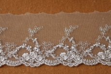 画像2: 【日本製】１ｍ！幅8.2ｃｍ薔薇柄チュールレース　上品なグレイ (2)