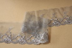 画像6: 【日本製】１ｍ！幅8.2ｃｍ薔薇柄チュールレース　上品なグレイ (6)