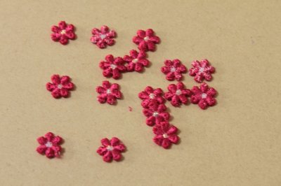 画像3: １５個セット！幅1.２ｃｍ小花のケミカルモチーフ　レッド　アクセサリーレース