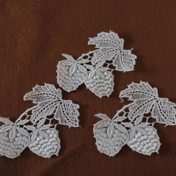 日本製】3枚組！幅4.7cmいちごケミカルレースモチーフ ホワイト