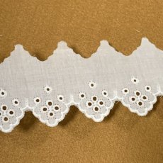 画像6: 綿レース　白　幅4.2cm定番のドット柄日本製　６ｍ巻！ (6)