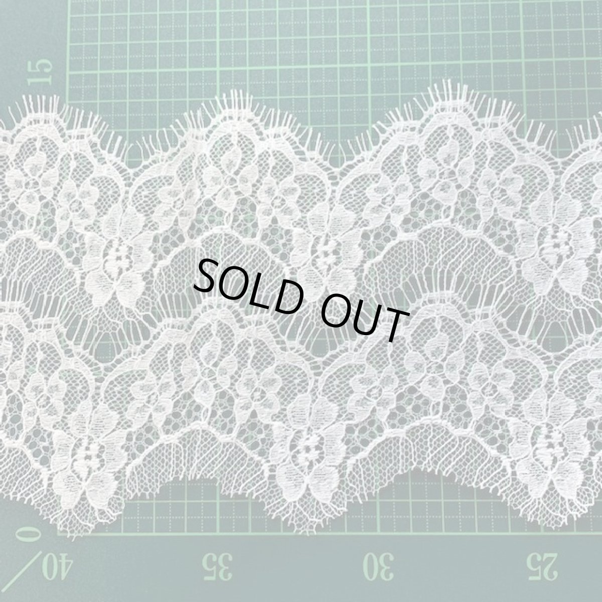 画像3: 【１点限り】２ｍ幅13.2cmフランス製リバーレース　ホワイト　ウエディングベールに (3)