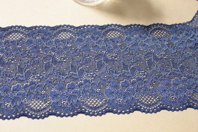 画像2: 【日本製】ラッセルストレッチレース　ネイビー日本製幅12.8ｃｍ薔薇柄　5ｍ巻！