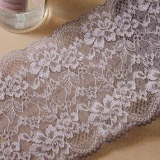 画像2: 【日本製】5ｍ！幅13ｃｍ薔薇柄ラッセルストレッチレース　グレージュ (2)