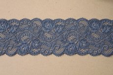 画像2: ラッセルストレッチレース　くすみブルー　幅6.5cm美しい薔薇柄　５ｍ巻 (2)