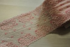 画像5: 【1m110円】ラッセルストレッチレースピンク　幅16.5cm　オリエンタルな薔薇柄　　3ｍ巻 (5)