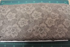 画像8: 【1m70円】ラッセルストレッチレース　ブラウン　幅17.2cm　薔薇柄　50m (8)