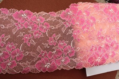 画像2: 【1m110円】ラッセルストレッチレース　オレンジ　幅16.6cm　大胆な花柄　５ｍ巻