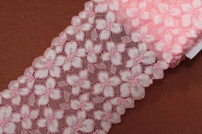 画像2: 【1m110円】ラッセルストレッチレース　ピンク　可愛い小花柄　幅13cm　3ｍ巻