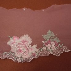 画像1: チュールレース　ピンク　幅20cm薔薇柄　日本製　 (1)