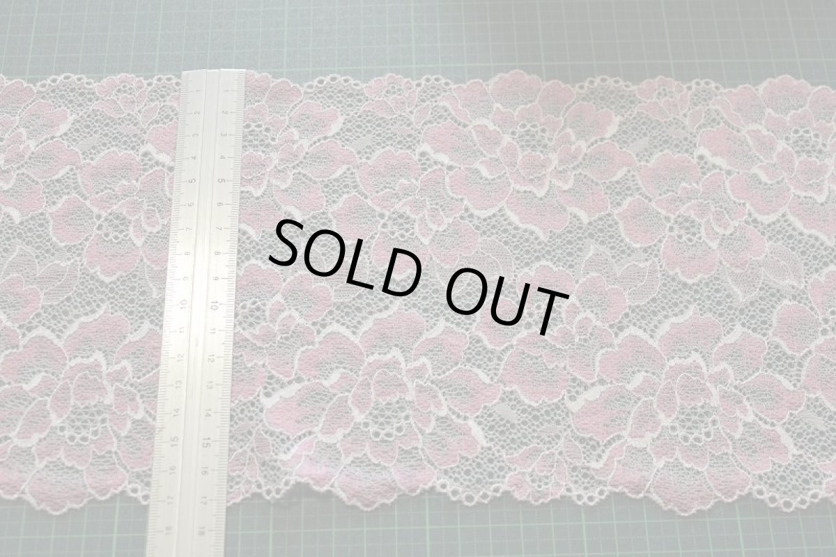 画像3: 【1m110円】ラッセルストレッチレース　ピンク　幅17.2cm　光沢のある薔薇柄　　５ｍ巻 (3)