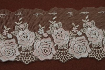 画像2: チュールレース　ベージュ　幅9cm　薔薇柄　刺繍の美しい日本製　