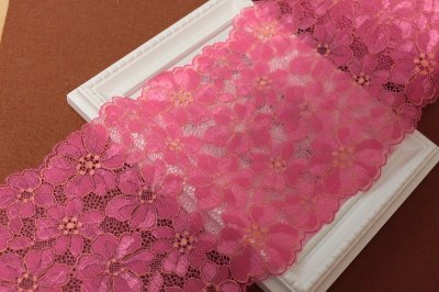 画像3: 【1m110円】ラッセルストレッチレース　オレンジ　幅17.6cm　綺麗な花柄　3ｍ巻