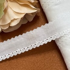 画像1: 綿レース　ホワイト　3m巻！幅2.2cm綺麗な刺繍　美しい日本製 (1)