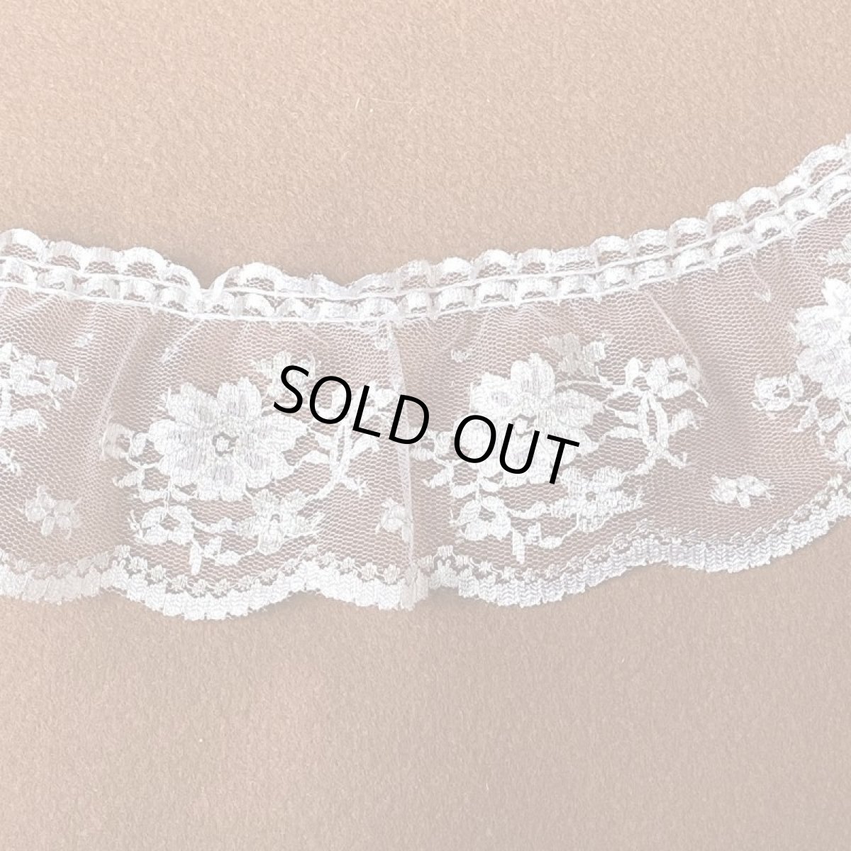 画像8: 日本製ラッセルフリルレース　ホワイトシルバー　6.7ｃｍ小花柄　 (8)