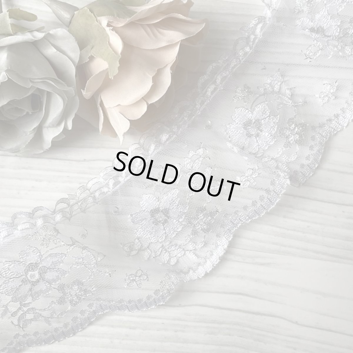 画像3: 日本製ラッセルフリルレース　ホワイトシルバー　6.7ｃｍ小花柄　 (3)