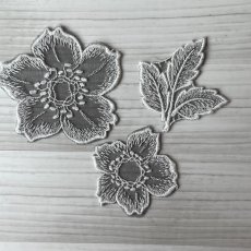 画像9: 刺繍レース　黒ホワイト　幅5.5cm透け感が可愛いお花　高品質な日本製 (9)