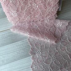 画像2: 【1m110円】ラッセルストレッチレース　上品なピンク　幅16.9cm　綺麗な花柄　３m (2)