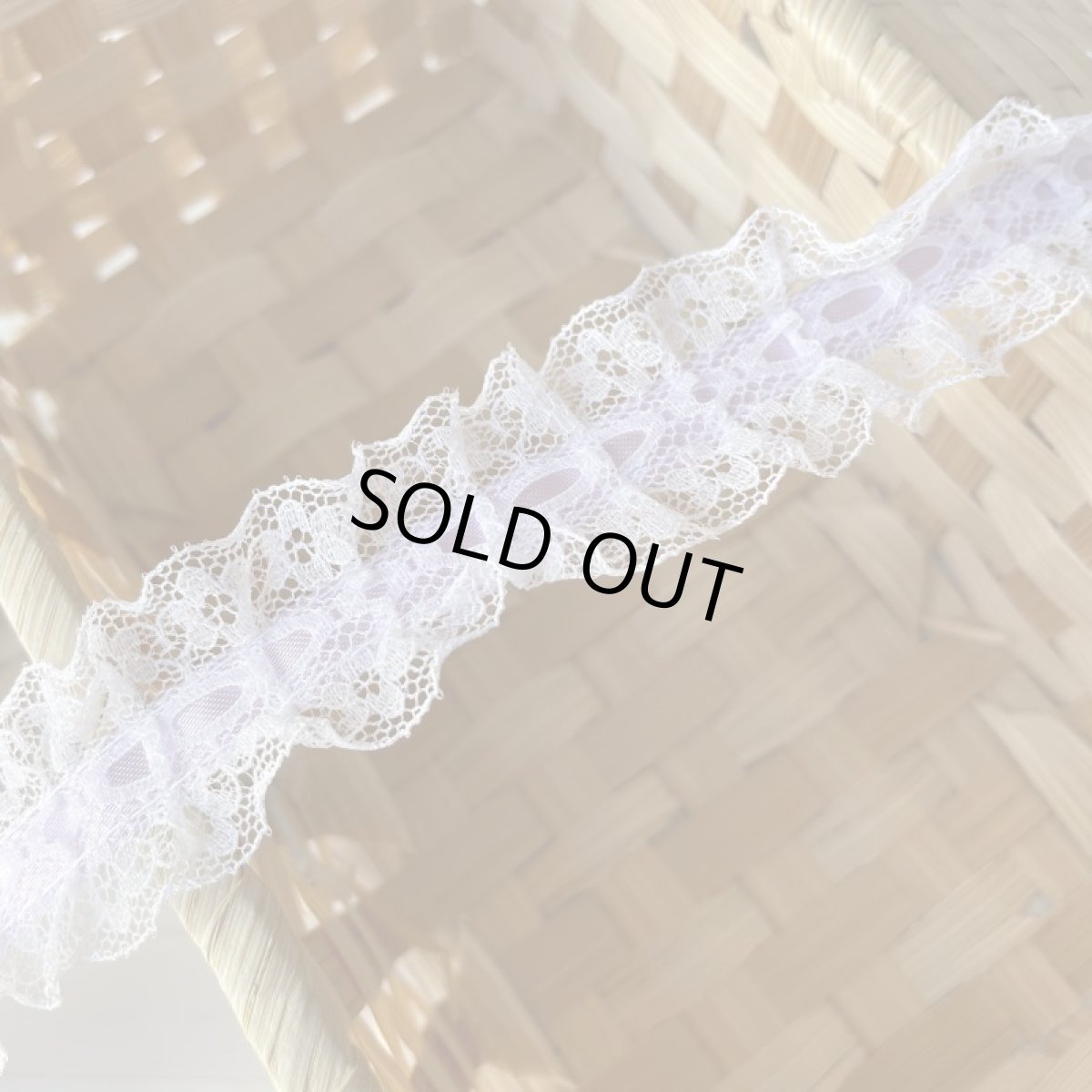 画像6: 日本製ラッセルフリルレース　パープル色　幅2.7ｃｍリボン通し風　3ｍ　 (6)