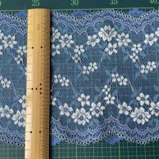 画像3: 【1m110円】ラッセルストレッチレース　ブルー　幅16.８cm　薔薇柄　3m (3)