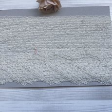 画像6: 【高品質な日本製】チュールレース　ウール糸　オフ白ラメ　幅3cm縁取りレース　1m (6)
