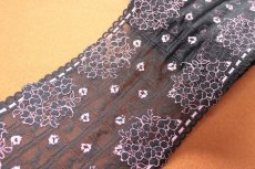 画像6: 【1m110円】ラッセルストレッチレース　幅16.5cm　オリエンタルな薔薇柄　黒ピンク　　3ｍ巻 (6)