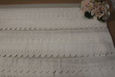 画像8: 【高品質な日本製】6ｍ！幅3.1cm刺繍の美しい綿レース　オフホワイト (8)