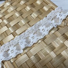 画像4: 【日本製】2.7ｃｍ小花柄柄ラッセルフリルレース　白 (4)