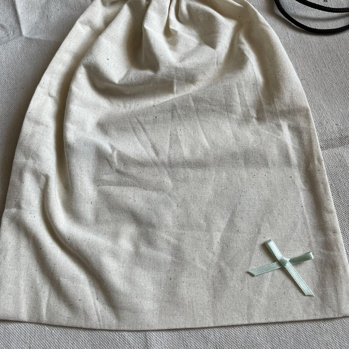 画像2: 100個！可愛いリボンモチーフ　ペパーミントグリーン　ハンドメイドに　たて約3cm×横約4cm (2)