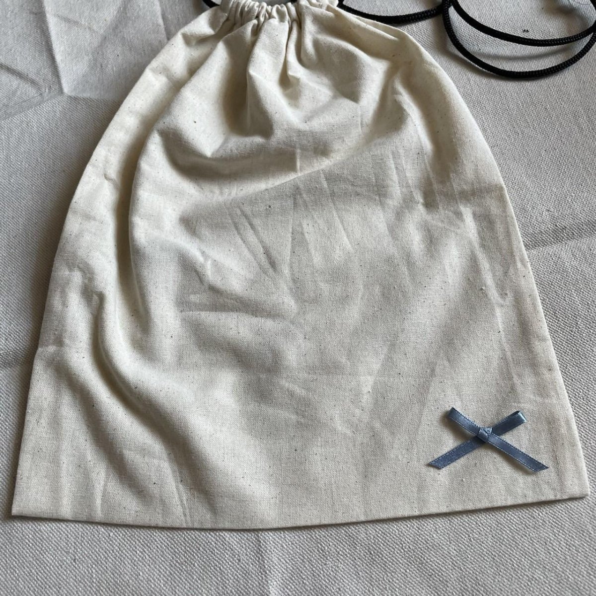 画像2: 90個！可愛いリボンモチーフ　パープル　ハンドメイドに　たて約3cm×横約4cm (2)