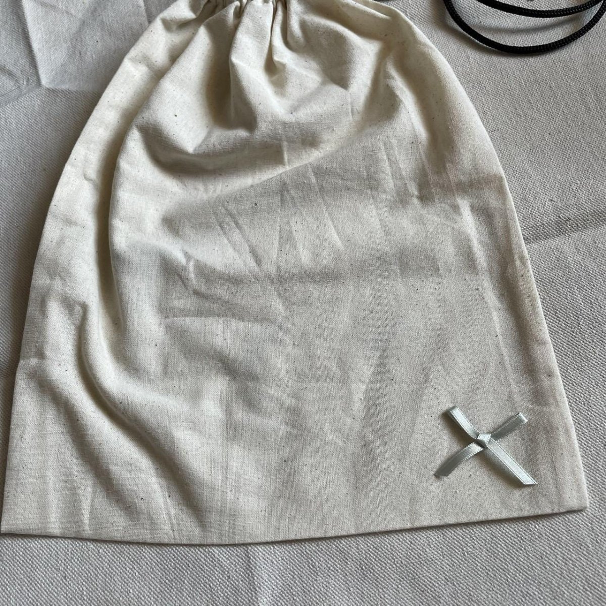 画像3: 50個！可愛いリボンモチーフ　若草色　ハンドメイドに　たて約3cm×横約4cm (3)