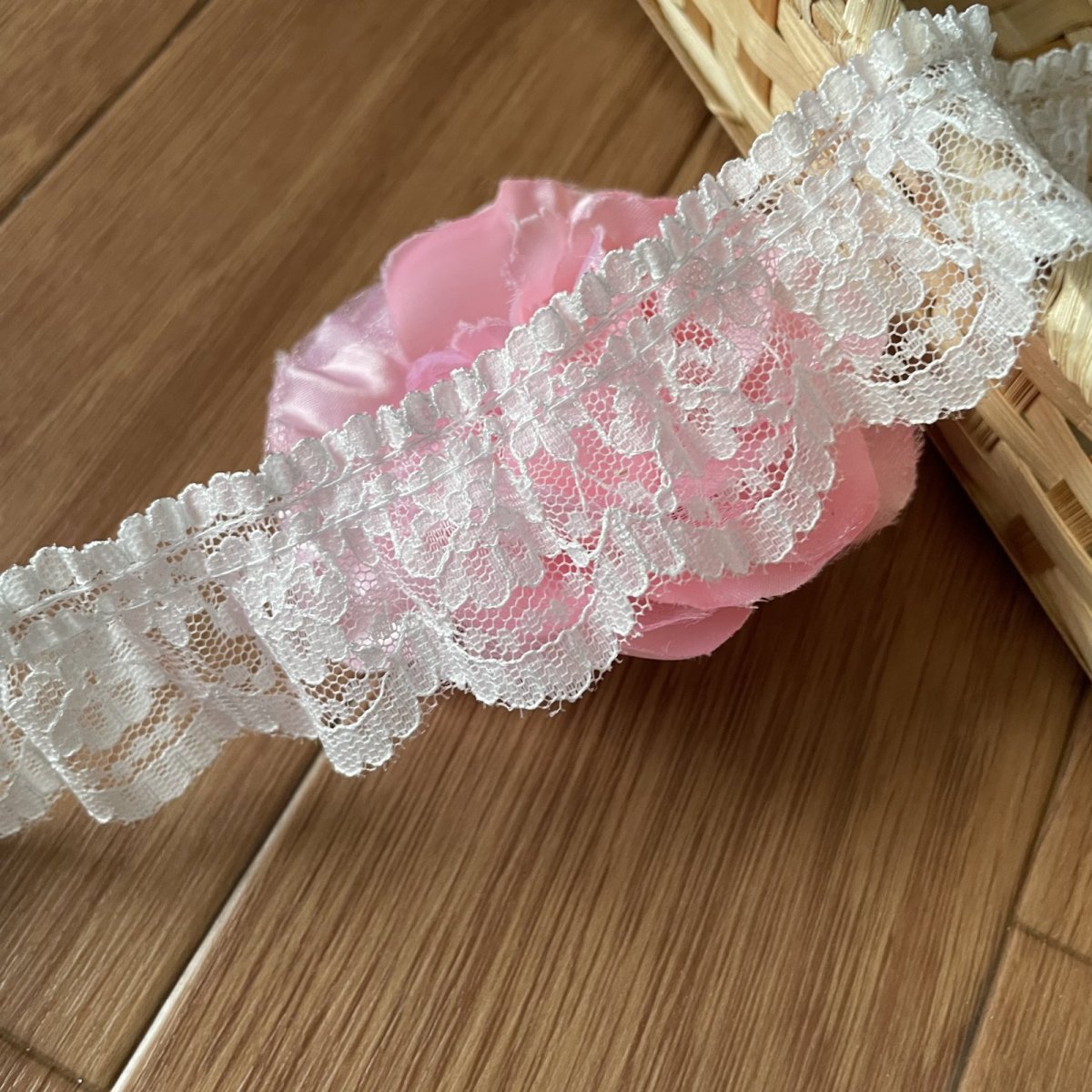 画像6: 【日本製】ラッセルフリルレース オフホワイト 幅3.8cm薔薇柄 5m巻 衣装に (6)