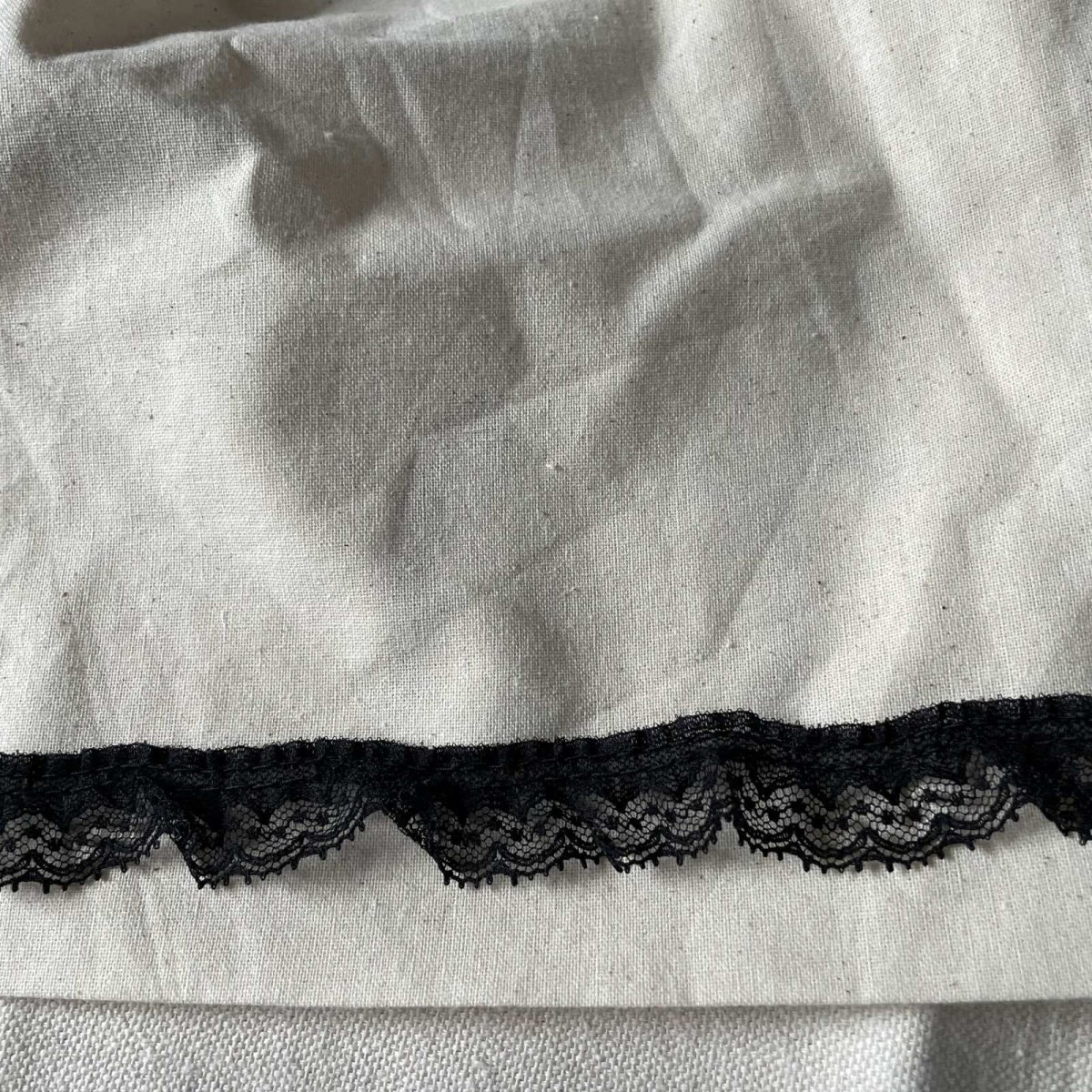 画像6: 【日本製】ラッセルフリルレース　ブラック　幅1.9cm可愛いドット柄　 (6)