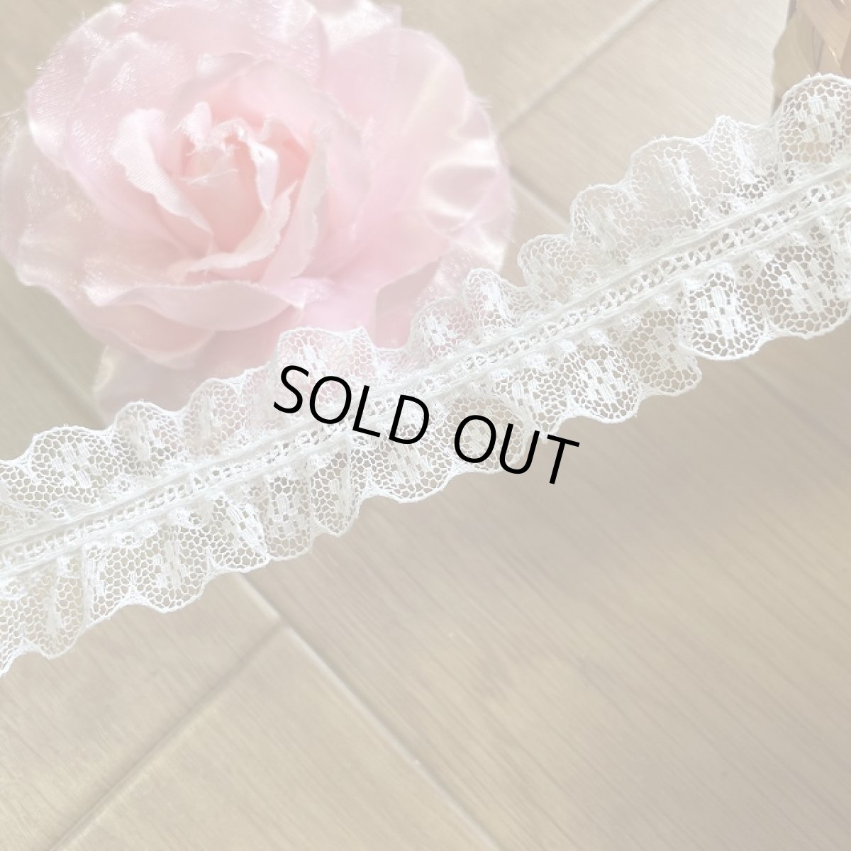 画像1: 【日本製】両山ラッセルフリルレース　ホワイト　幅2.9cm小花柄　5m巻　衣装に (1)