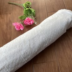 画像1: 【高品質な日本製】約幅100ｃｍ！広幅綿レース　花柄オフホワイト3.6ｍ (1)