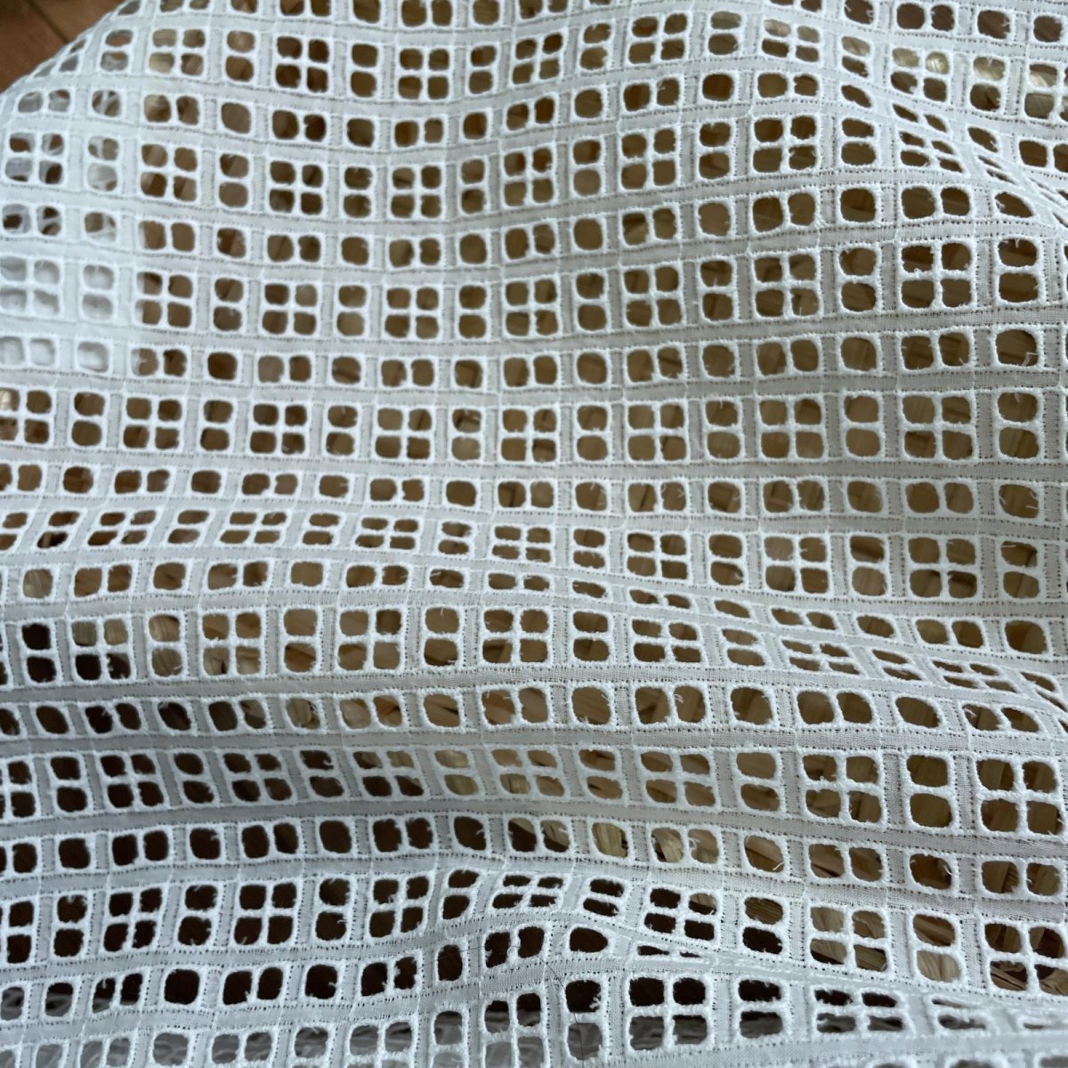 画像6: 1点限り【1m400円高品質な日本製】約幅100cm!広幅綿レース 格子四角柄オフホワイト 10.5m (6)