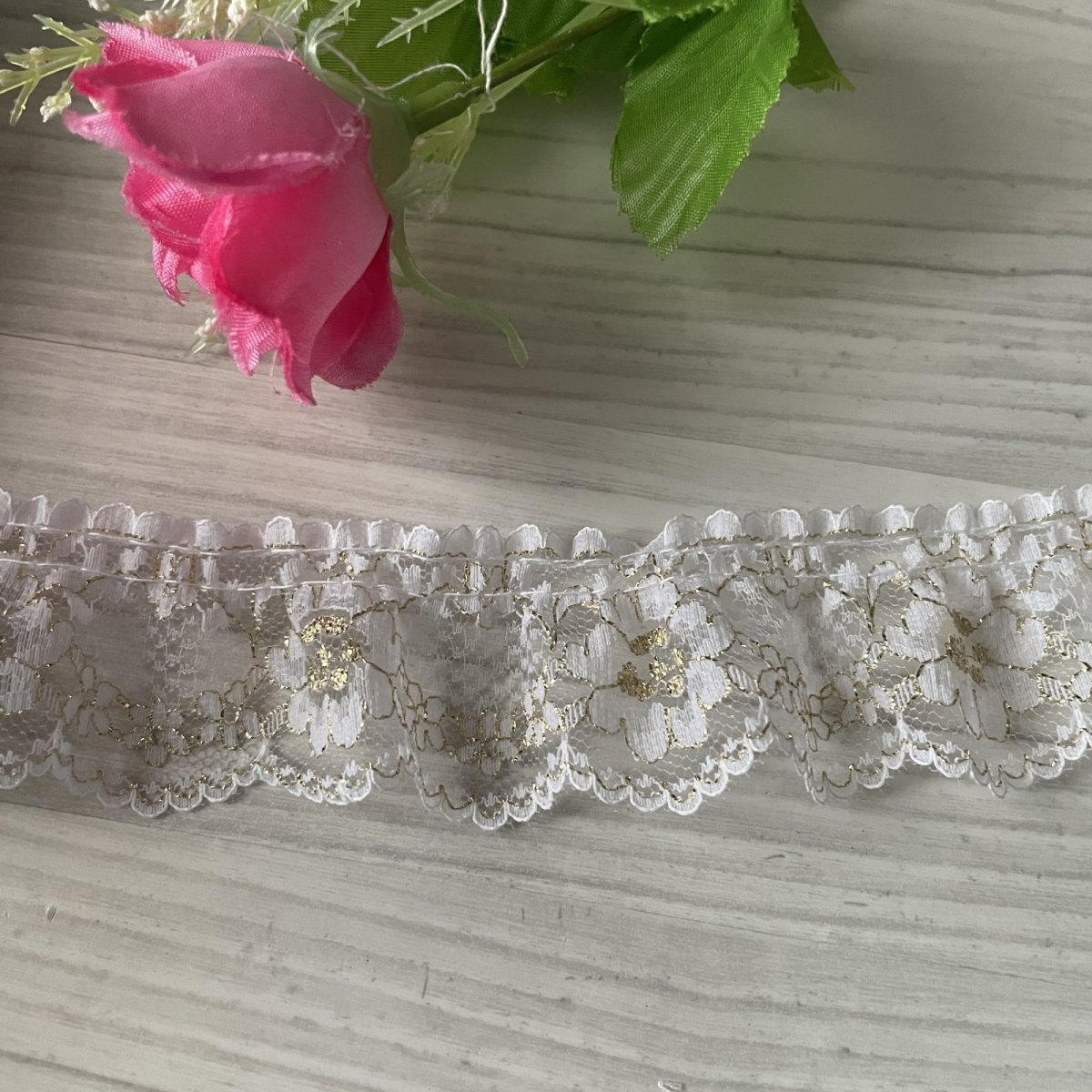 画像5: ラッセルフリルレース　金ラメ／ホワイト　日本製　3.4cm花柄5m (5)