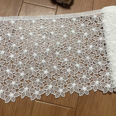 画像2: 【高品質な日本製】ケミカルレース　オフホワイト　幅19.5ｃm　約2ｍ　