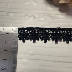 画像3: 【1点限り】ケミカルレース　小花柄　ブラック　幅2ｃm　5ｍ　日本製 (3)