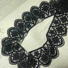 画像4: 【1点限り】ケミカルレース　2段の薔薇と小花柄　ブラック　幅4.5ｃm　5ｍ　日本製 (4)