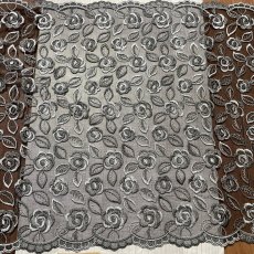 画像7: 【高品質な日本製】チュールレース　ブラックシルバー　幅43cm　1ｍ　透け感のある薔薇柄 (7)